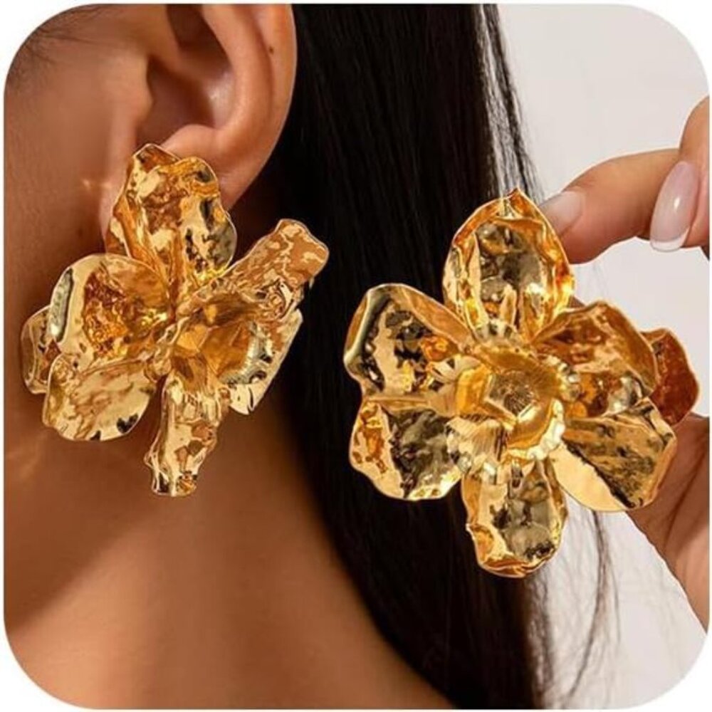 Retro Gold Flower Earrings | Y2K Punk Floral Studs | Big Lightweight Statement